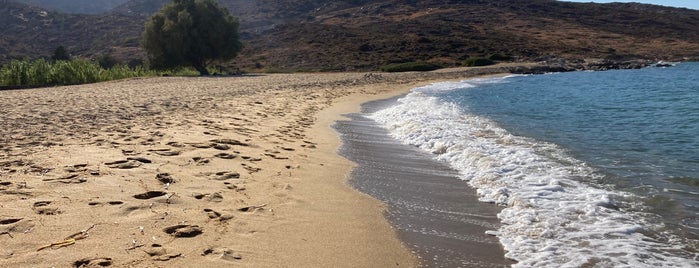 Psathi beach is one of mariza'nın Beğendiği Mekanlar.