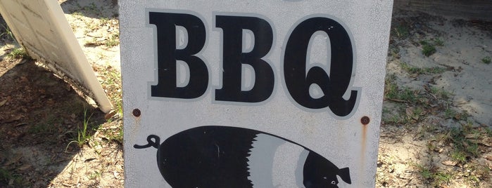 Corolla Village Barbeque is one of Laura’s Liked Places.