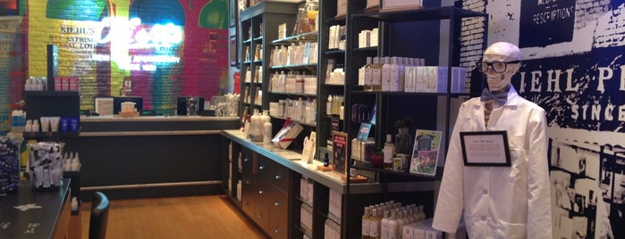 Kiehl's is one of Terri: сохраненные места.