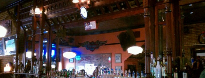 Elkhorn Saloon is one of Lugares favoritos de Tracy.
