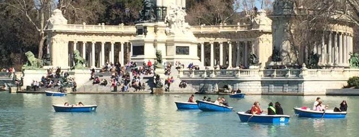 Retiro is one of สถานที่ที่ Fabio ถูกใจ.