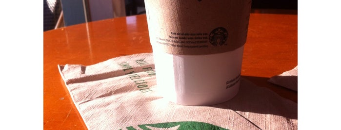 Starbucks is one of Must-visit Food in Cuernavaca.