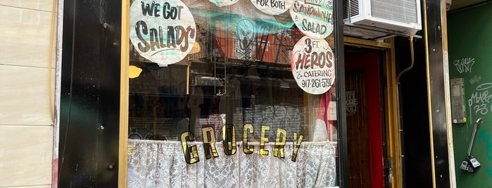 Regina's Grocery is one of Fast Bites NYC 🥤.