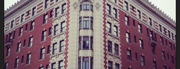 Hotel @ The Lafayette is one of The 11 Best Places for Popcorn in Buffalo.