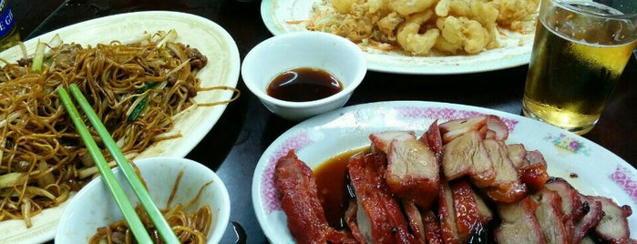 Wing Fat Restaurant is one of 你好香港.