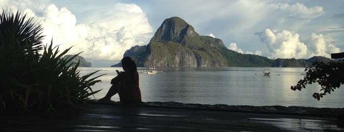 El Nido is one of Let's Go To.