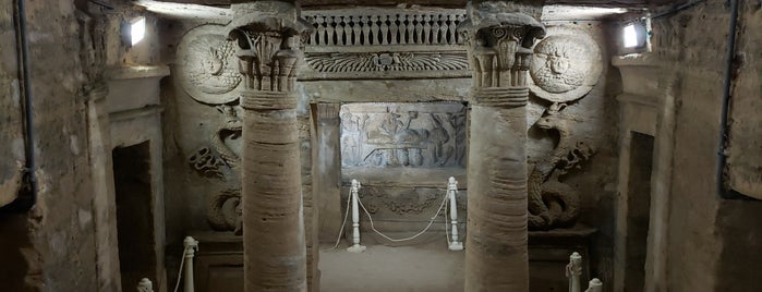 Catacombs of Kom El Shoqafa is one of Let's discover Egypt in 7 days!.