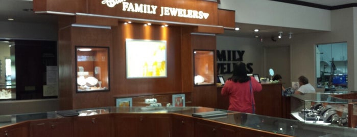 Collins Family Jewelers is one of San Diego 👙.