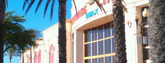 Regal Edwards Mira Mesa 4DX, IMAX & RPX is one of Barryさんのお気に入りスポット.