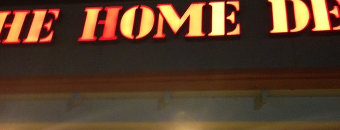 The Home Depot is one of Bayanaさんのお気に入りスポット.