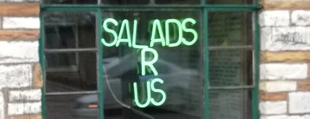 Salads R Us is one of Orte, die Bettina gefallen.