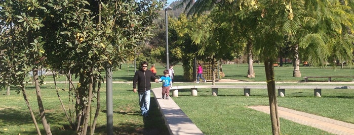 Parque Bicentenario is one of Lugares favoritos de Zaira.