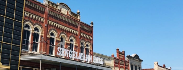 Schulenburg, TX is one of Jessica'nın Beğendiği Mekanlar.