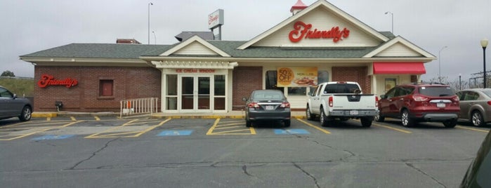 Friendly's is one of Davidさんのお気に入りスポット.