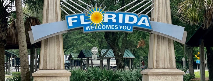 Florida Welcome Center (I-95) is one of Tempat yang Disukai Ozgur.