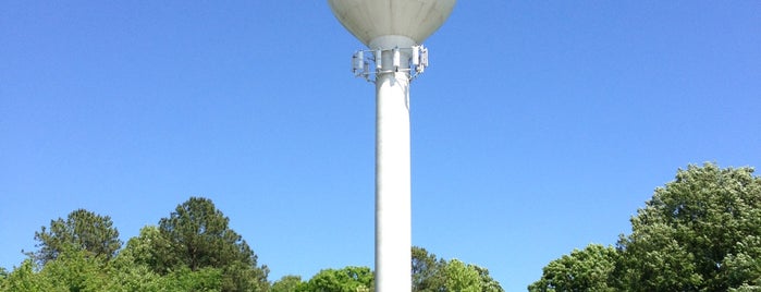 Queenstown Premium Outlets is one of Chesapeake Bay.