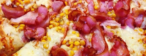 Pizza Hut is one of Alexandreさんのお気に入りスポット.