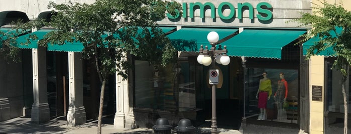 La Maison Simons is one of Quebec Places To Visit.