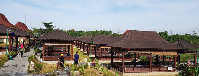 RM Alam Sari Delta Mas is one of The 20 best value restaurants in cikarang.