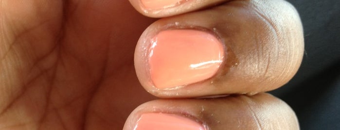 French Nails is one of Alexis 님이 좋아한 장소.
