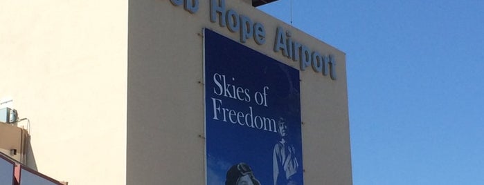 Hollywood Burbank Airport (BUR) is one of Los Angeles.