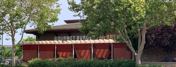 Red Robin Gourmet Burgers and Brews is one of Restaurants in Roseville/Rocklin.