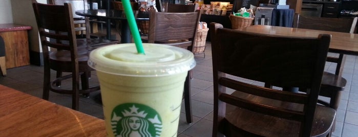 Starbucks is one of Locais curtidos por Marek.