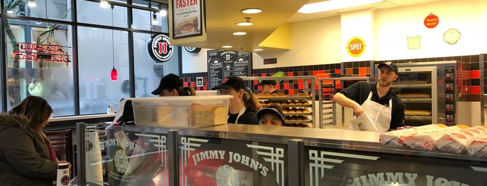 Jimmy John's is one of Locais curtidos por Dan.