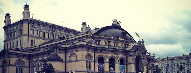 Театральная площадь is one of Alex : понравившиеся места.