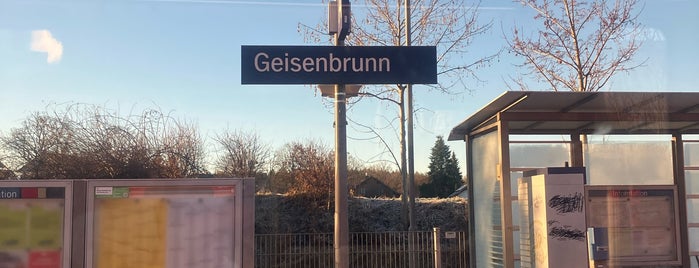 S Geisenbrunn is one of S8 München / Munich.
