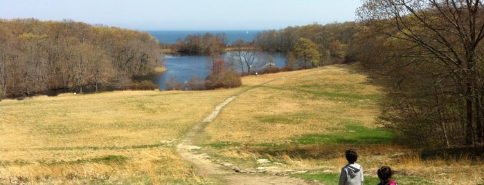 Caumsett State Historic Park Preserve is one of Lieux sauvegardés par Craig.