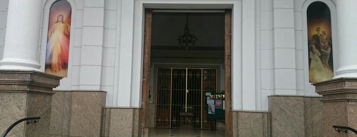 Instituto San José is one of Diegoさんのお気に入りスポット.