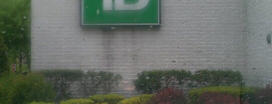 TD Bank is one of สถานที่ที่ Wendy ถูกใจ.