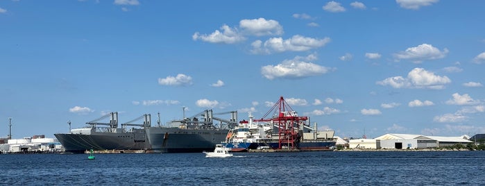 Port of Baltimore is one of Orte, die Brett gefallen.