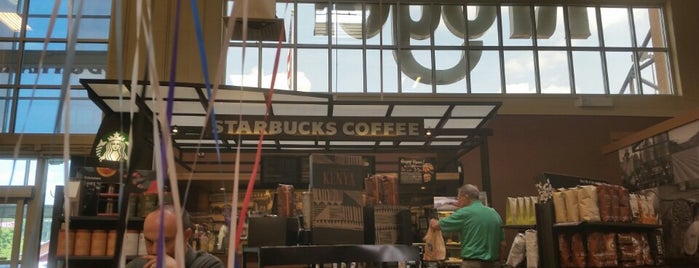 Starbucks is one of Lugares favoritos de Andy.