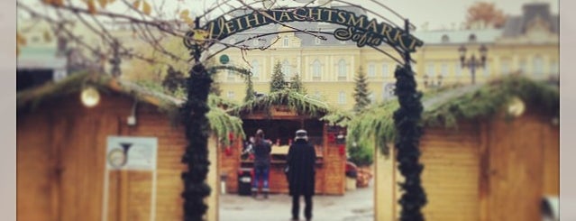 Weihnachtsmarkt (Коледен базар) is one of Angelさんのお気に入りスポット.
