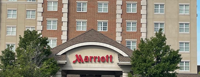 Chicago Marriott Midway is one of Hotels.