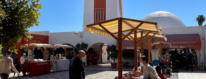 Mercado Municipal dos Caliços is one of Algarve.