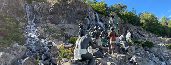 Cerro del Tepeyac is one of Cultural.