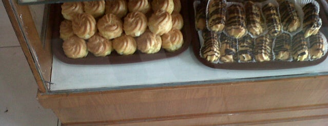Rumah Kue D&D is one of Must-visit Bakeries in Medan.