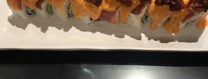 soki sushi bar is one of Zona Real.