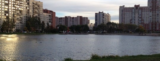 Сквер Ивана Фомина is one of Lugares favoritos de Hellen.