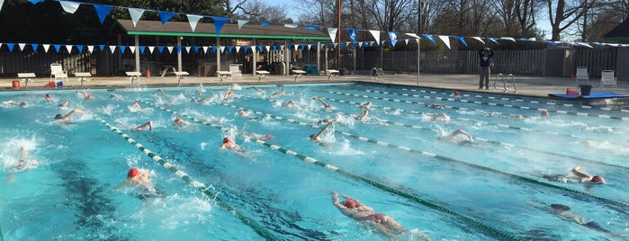Cary Swim Club is one of Lugares favoritos de Allicat22.