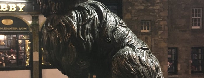 Greyfriars Bobby's Statue is one of carlos : понравившиеся места.