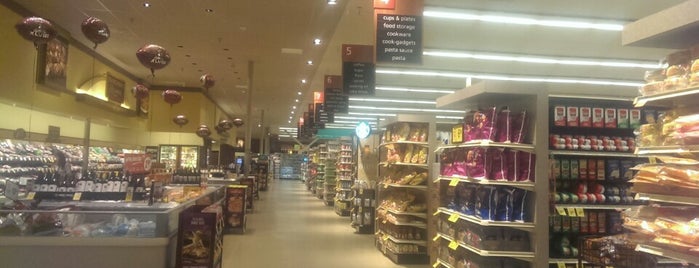 VONS is one of Brad'ın Beğendiği Mekanlar.