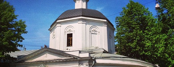 Храм Покрова Пресвятой Богородицы на Лыщиковой Горе is one of Храмоздания.