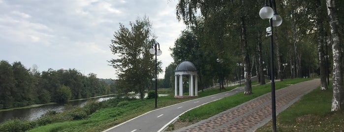 Клинский городской парк культуры и отдыха «Сестрорецкий» is one of Клин.