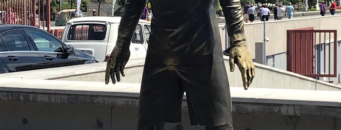 Ronaldo Monument is one of Madeira.