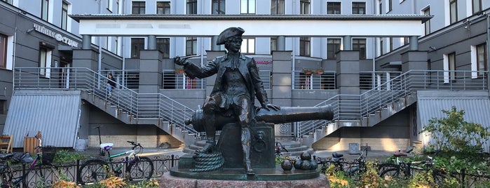 Памятник «Бомбардир Василий Корчмин» is one of СПб. Необычные места.