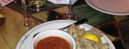 Carrabba's Italian Grill is one of Lugares favoritos de Rachel.